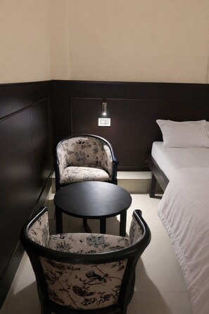 مكتب وواي فاي مجانًا