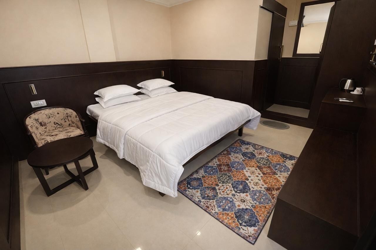 Deluxe Double Room | Desk, free WiFi