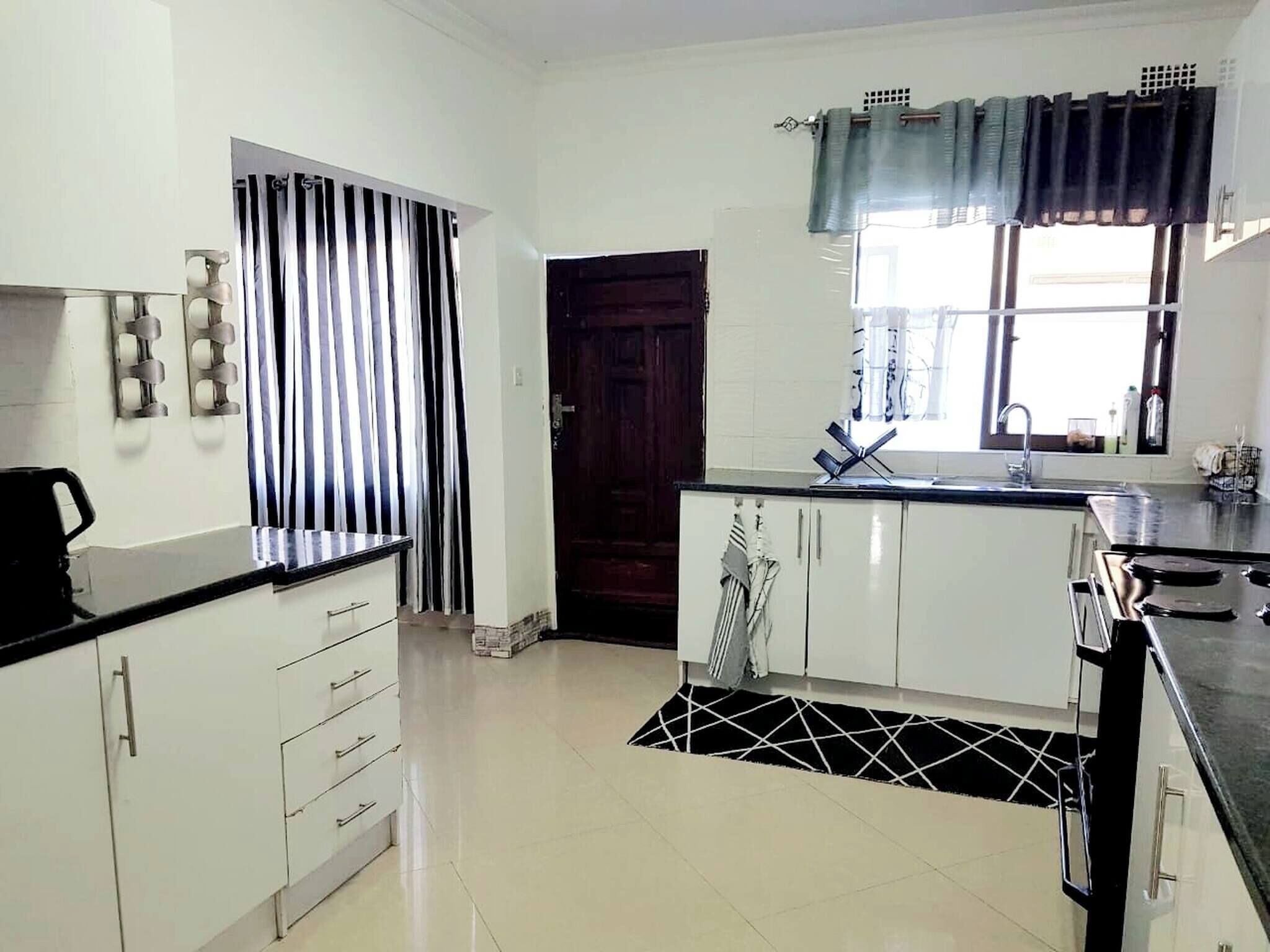 Villa, 4 Bedrooms, Accessible, Smoking | Interior