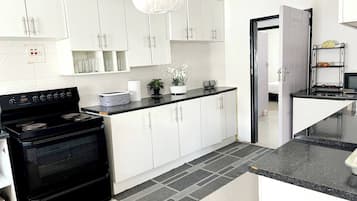 Villa, 4 soverom, tilgjengelighetstilpasset, røyk | Innvendig