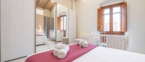 Lit de bébé portatif