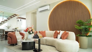 Living room - Luxurious 3-bedroom Retreat in Santiago de los Caballeros (Santiago de los Caballeros)