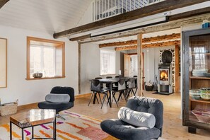 TV, fireplace - Charming Country Home in Scenic Österlen (Brösarp)