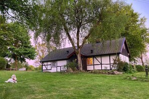 Exterior - Charming Country Home in Scenic Österlen (Brösarp)