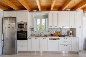 Apartment, Sea View | Private kitchen - Avra Villa with Sunset View Oia (Santorini)