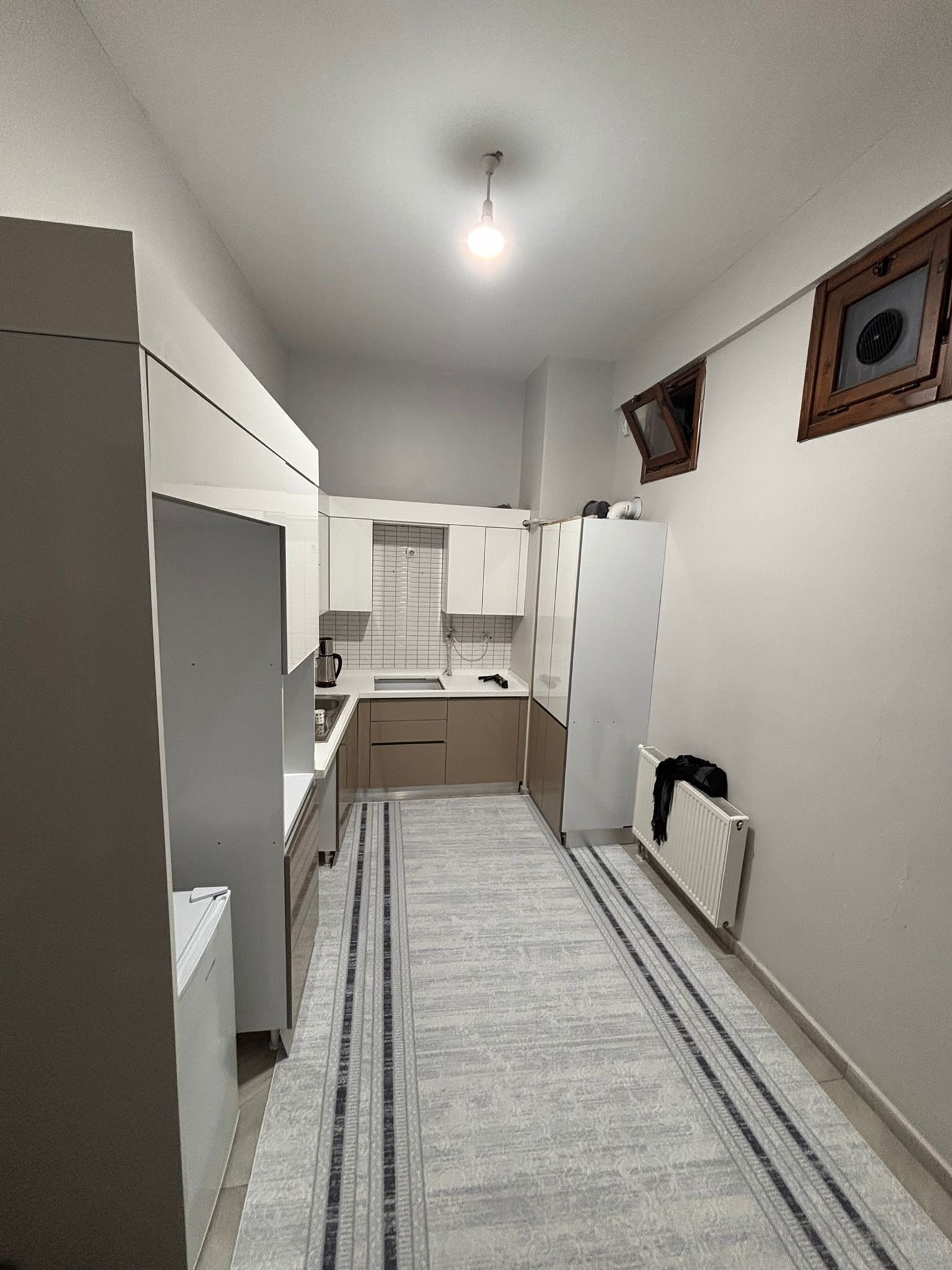 Habitación clásica, vistas a la ciudad | Cocina privada