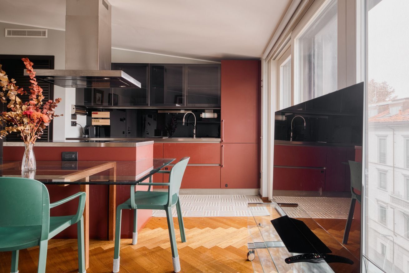 Fridge, toaster