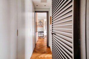 Interior - Hostmate - Milano - Burlamacchi 4 - Porta Romana  (Milano)