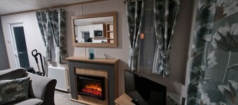 Lovely three bedroom static with wrap around decking,pet friendly.