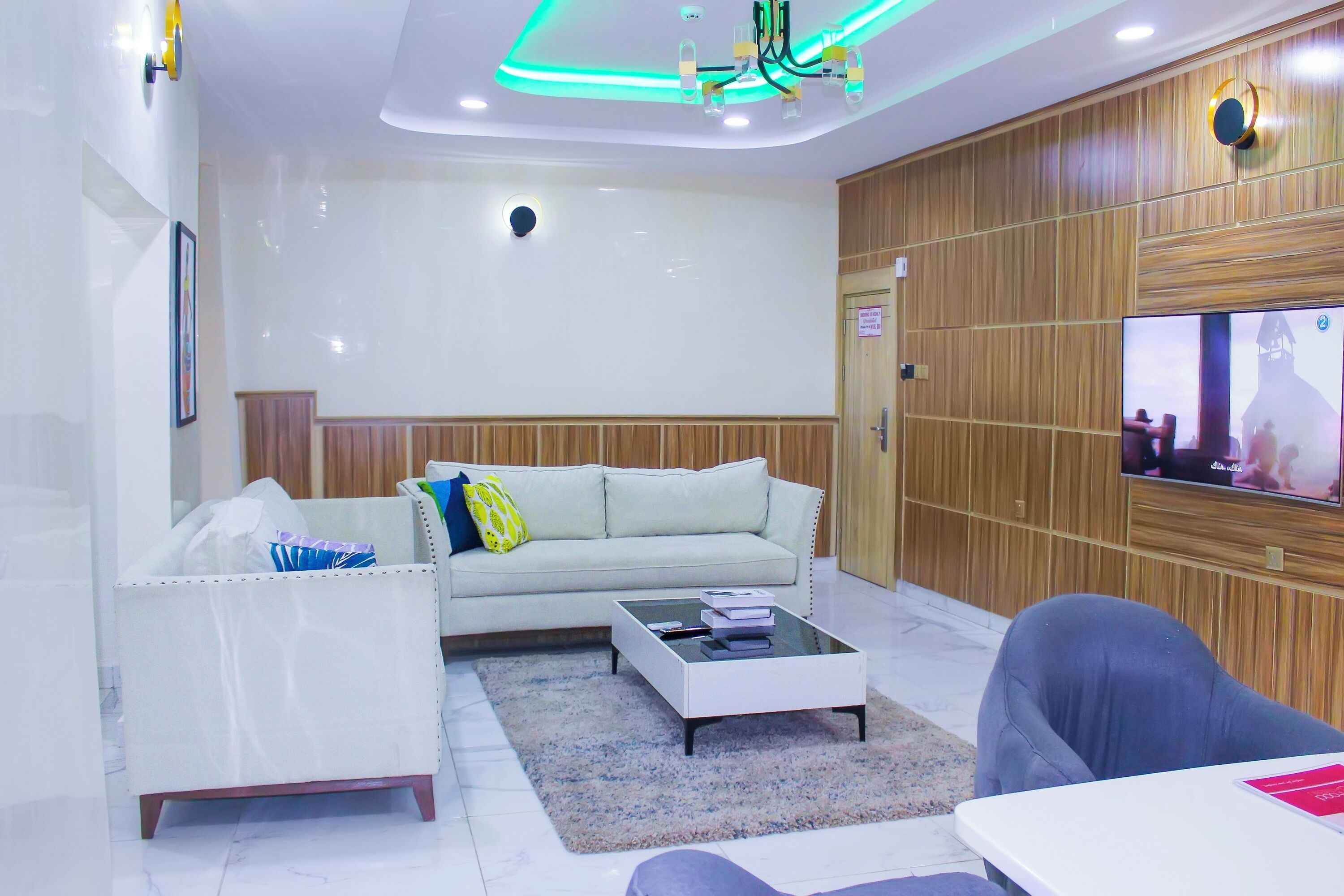 Smart TV 55 pulgadas con canales de televisión por cable