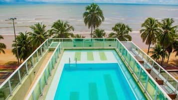 Quarto, vista para o mar | Piscina | Piscina externa