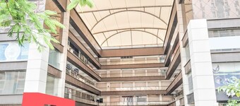 Hotel O Sneh Rashmi Botanical Garden