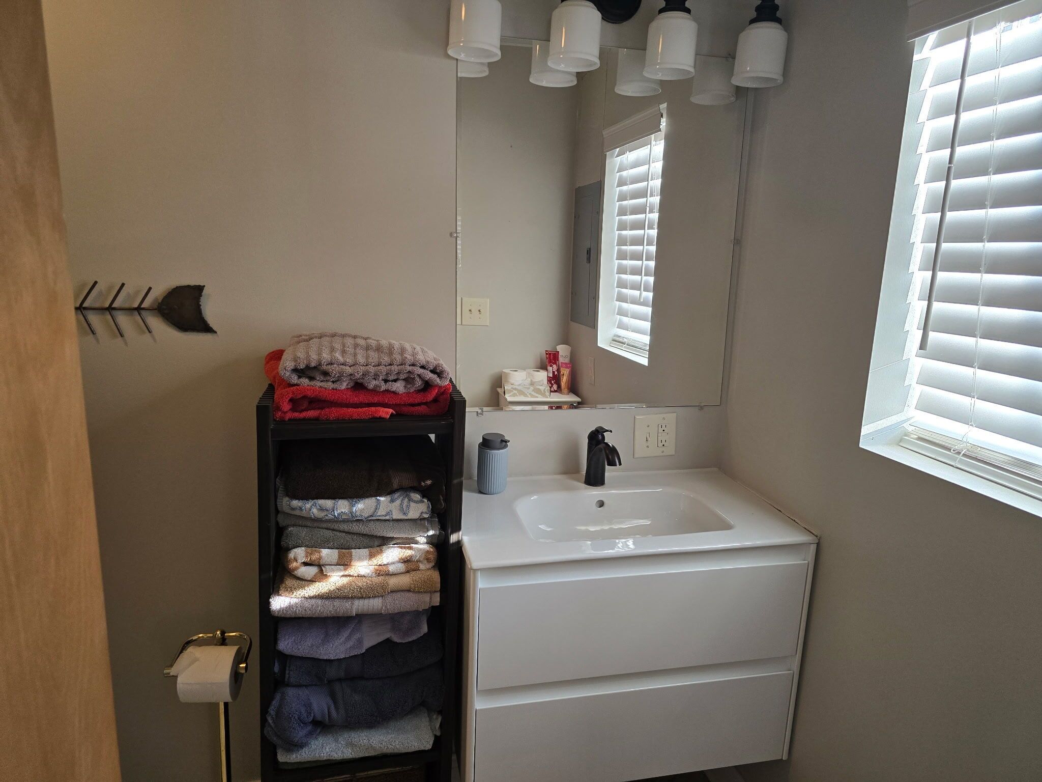 Hårføner, håndklær, såpe og sjampo