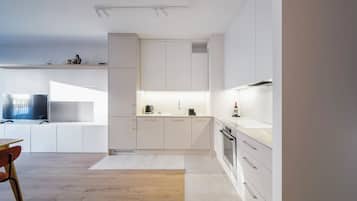 Apartment, Balcony | Private kitchen | Coffee/tea maker, electric kettle