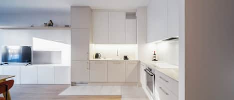 Apartamento, balcón | Cocina privada | Cafetera o tetera y hervidor eléctrico