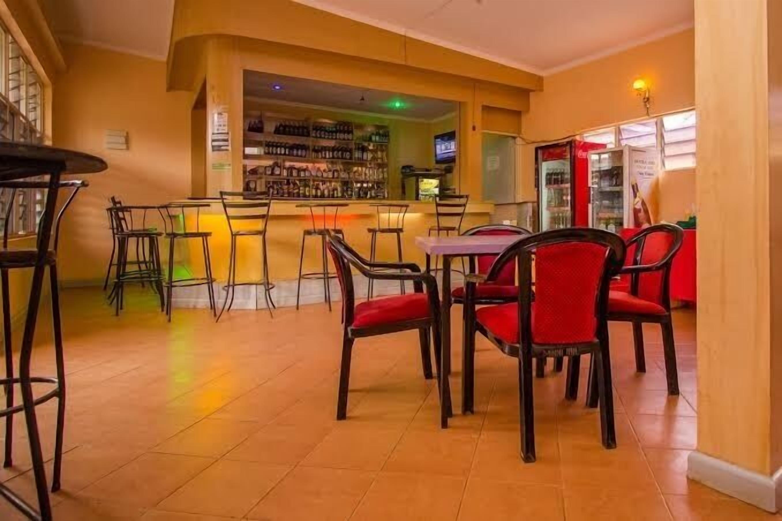 Bar (en la propiedad)