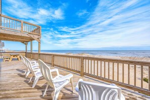 Property grounds - Oceanfront, Dog Friendly Home in Avon with Private Swimming Pool and Hot Tub (Avon)
