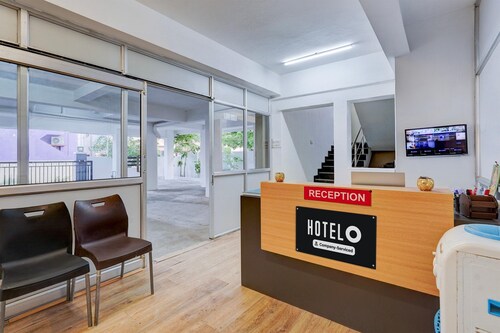 Super Hotel O Valasaravakkam Metro Mall