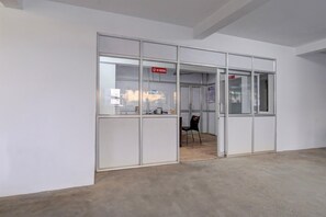 Reception - Super Hotel O Valasaravakkam Metro Mall (Chennai)