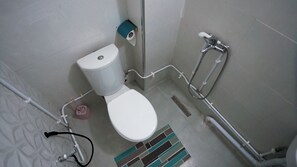 Quadruple Room | Bathroom - DORTOIR25 CONSTANTINE (Constantine)
