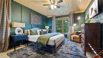 Desk, iron/ironing board, travel crib, free WiFi