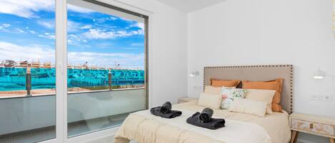 Internet, bed sheets