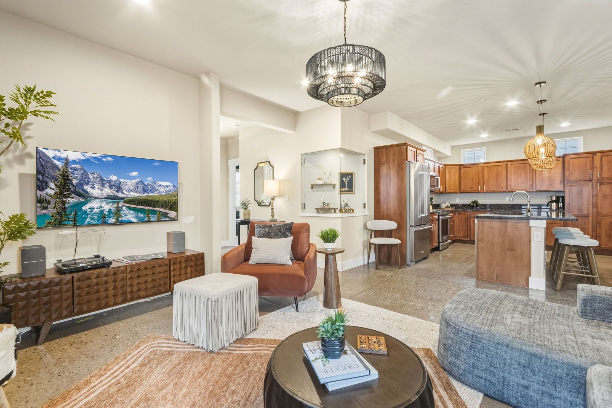 House, Multiple Beds, Patio, Garden View (233 Urban Prairie Street) | Living area | Video game console