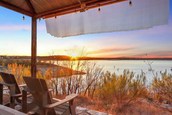 Property grounds - HGTV-Featured Lakeview Retreat with Multiple Decks, Game Room & Sunset Views (Canyon Lake)