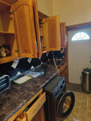 House, 2 Bedrooms, Accessible, Balcony | Laundry - Sea View Guest House Apt (Belmont)