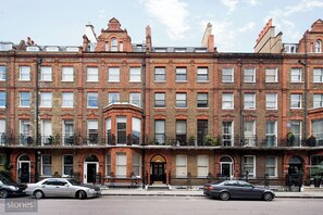 Exterior - Flat 3 Elegant 2 Bed Marylebone Flat with Balcony (London)