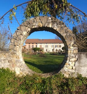 Enceinte de lâhĂ©bergement