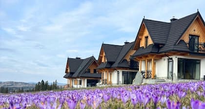 TOMANOVA Premium Chalets - Adorable 2-bedroom chalet perfect for relaxing