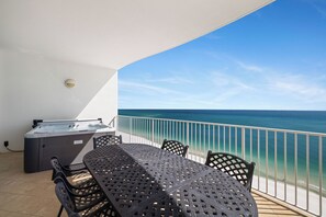 Outdoor dining - Turquoise Place 1808D by Liquid Life (Orange Beach)