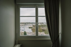 Suite Deluks, pemandangan laut | Interior