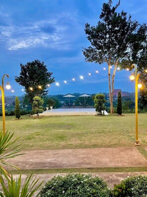 Khuôn viên nơi lưu trú