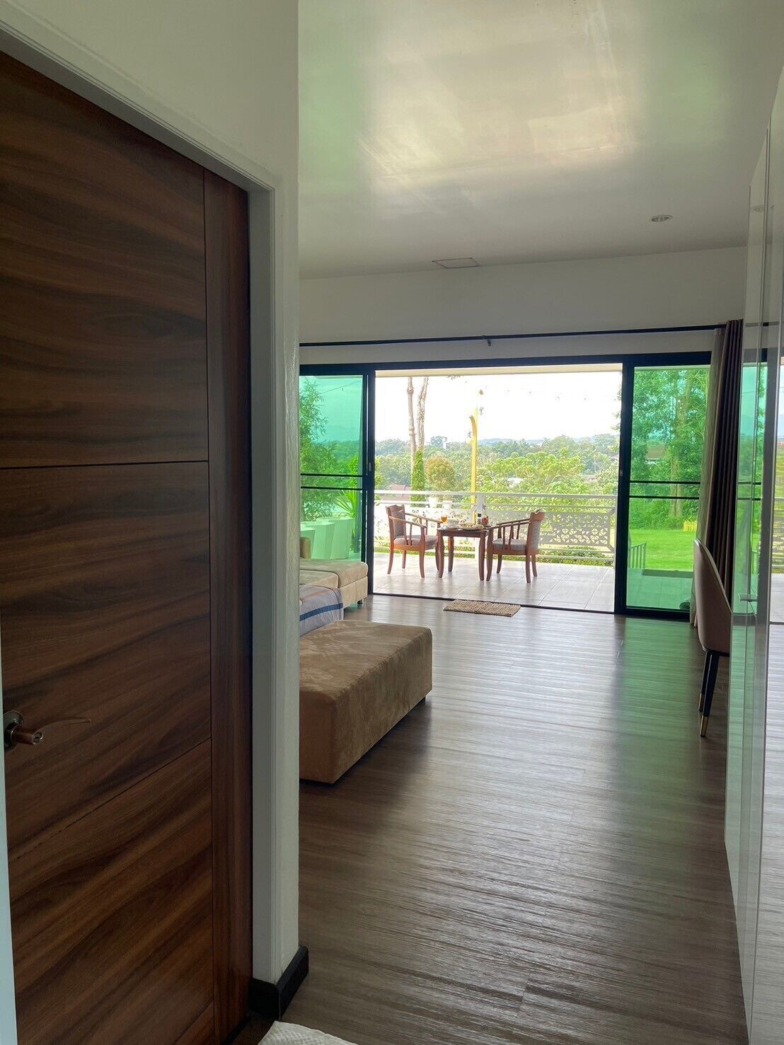 Chambre Standard, vue cour intérieure | Coin séjour