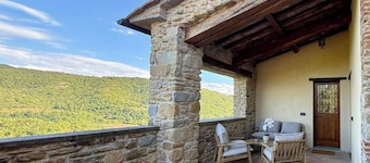 Poiana Apartment - History and nature at Torre della Soara
