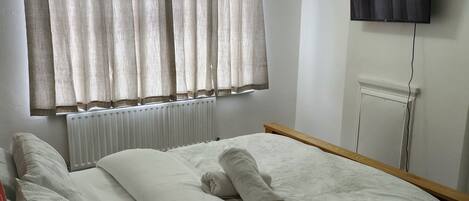 3 bedrooms