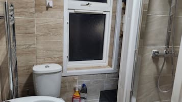 House, 3 Bedrooms, Patio, Garden View | Bathroom
