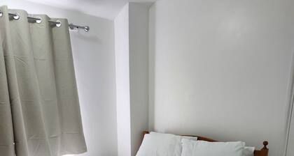 Charming 3-bedroom House Rental in Greater London