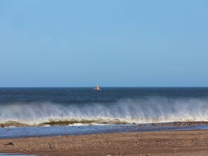 Beach - South Villa (Whitby)