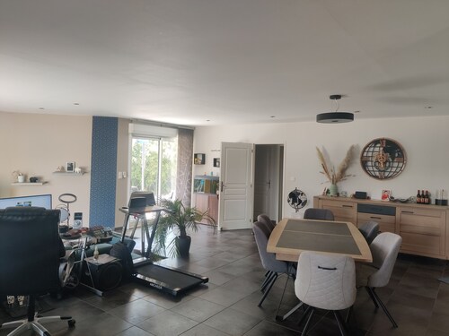 Festival Chalon dans la rue -Maison - Saint Marcel