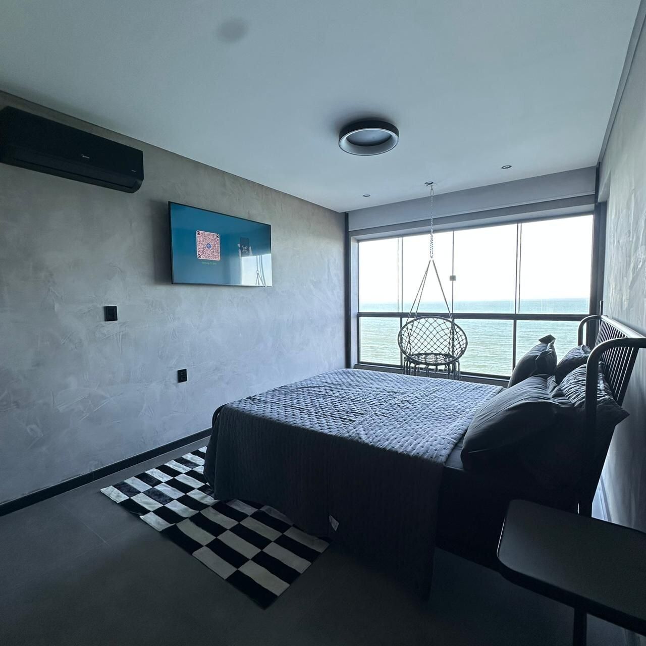 Apartamento conforto | Cortinas blackout, ferros/tábuas de passar roupa, Wi-Fi de cortesia