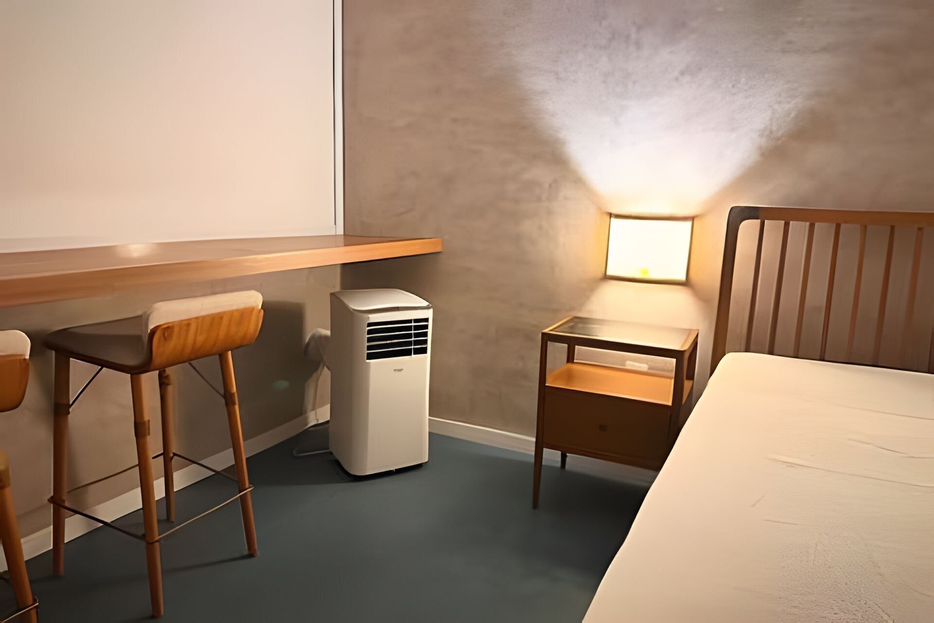 Apartamento | Cortinas blackout, ferros/tábuas de passar roupa, Wi-Fi de cortesia
