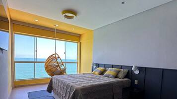 Apartamento conforto | Cortinas blackout, ferros/tábuas de passar roupa, Wi-Fi de cortesia