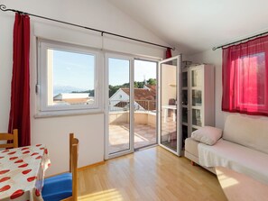 TV - Valentina by Interhome (Trogir/Slatine)