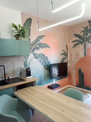 Interior - Air-conditioned curist apartment 5 minutes' walk from town center and spa center (Lamalou-les-Bains)