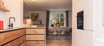 เนเจอร์ เอสเคป: เข้าถึงป่าและทะเลสาบ  