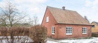 เนเจอร์ เอสเคป: เข้าถึงป่าและทะเลสาบ  