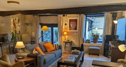 Delightfully furnished house in a beautiful rural setting